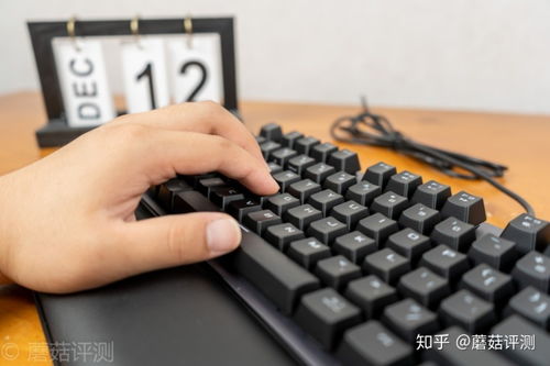 華碩TUF Gaming K7光軸機(jī)械鍵盤(pán) 細(xì)評(píng)手感、外觀與良心配件的深度體驗(yàn)